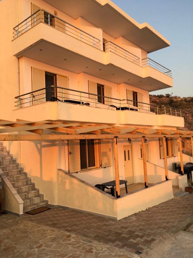 Bluemoon Suites Saranda Kültér fotó