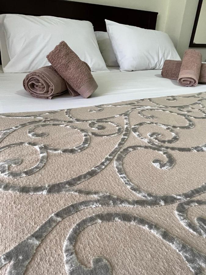Bluemoon Suites Saranda Kültér fotó
