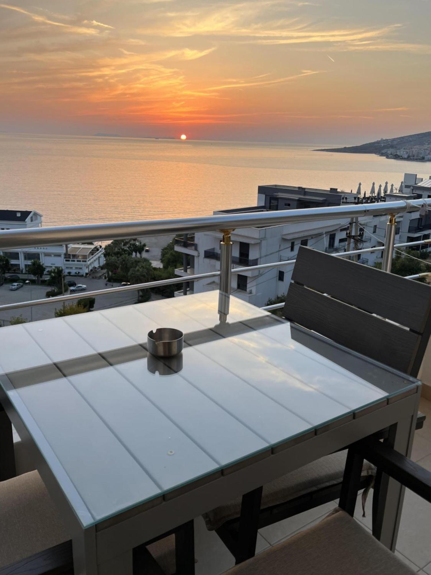 Bluemoon Suites Saranda Kültér fotó