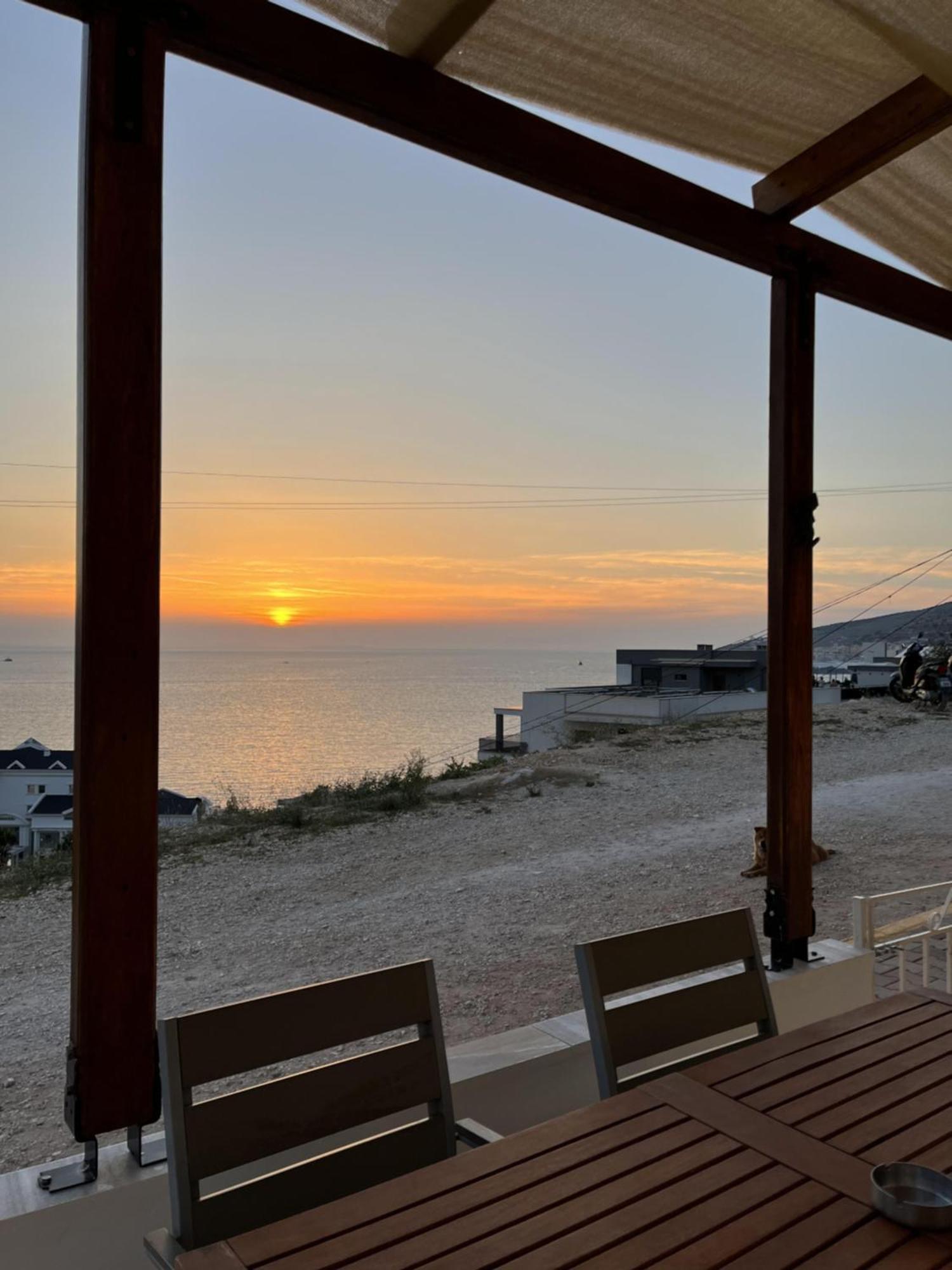 Bluemoon Suites Saranda Kültér fotó