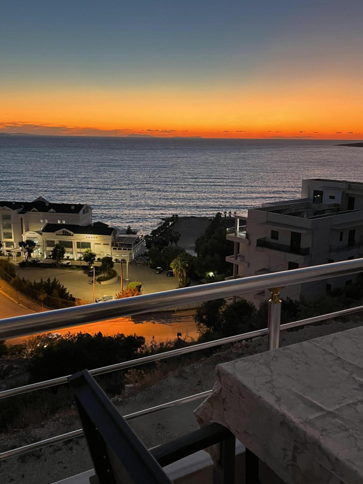 Bluemoon Suites Saranda Kültér fotó